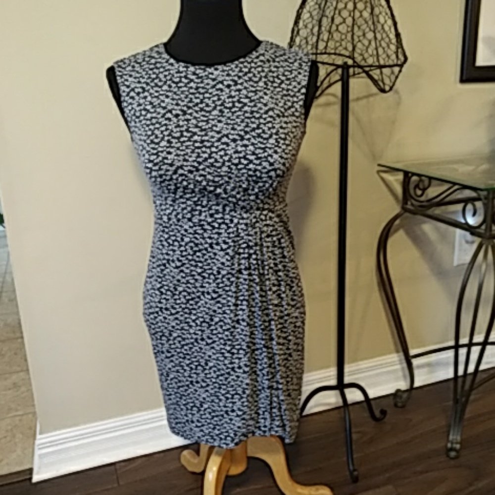 Loft Navy and White patterned Dress SP